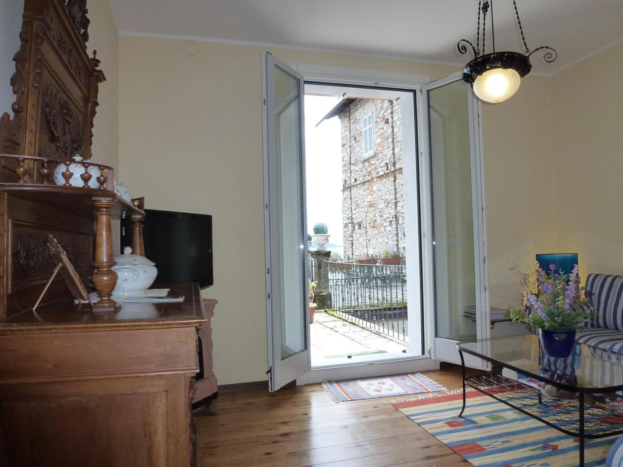 Casa Re Lägenhet Gravedona Exteriör bild
